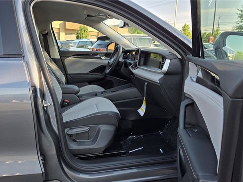 New 2026 Volkswagen Tiguan SE AWD/4WD image 29