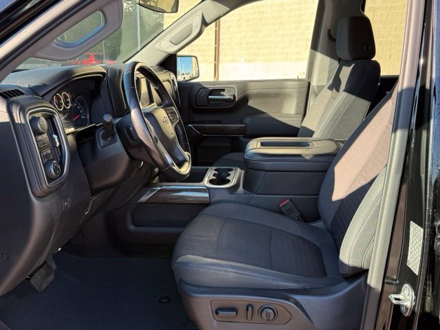 Used 2019 Chevrolet Silverado 1500 LT Trail Boss AWD/4WD image 15