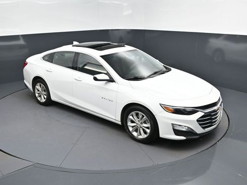 Used 2024 Chevrolet Malibu LT FWD image 37