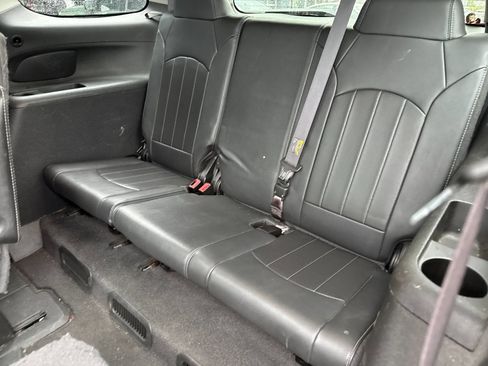 Used 2015 GMC Acadia Denali image 14