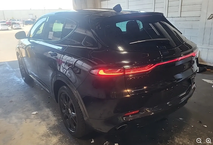 Used 2024 Dodge Hornet R/T Plus w/ R/T Blacktop Package AWD/4WD image 2