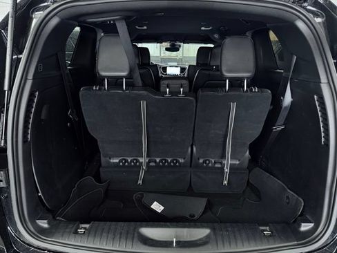 Used 2025 Chrysler Pacifica Select FWD image 9