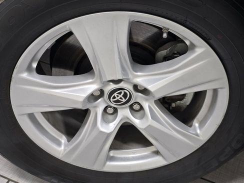 Certified 2023 Toyota Highlander LE image 8