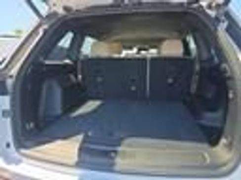 Used 2023 Jeep Grand Cherokee Limited RWD image 10