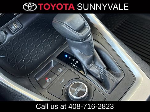 Used 2025 Toyota RAV4 XLE w/ Convenience Package AWD/4WD image 25