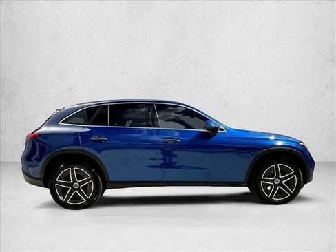 Used 2026 Mercedes-Benz GLC 300 4MATIC image 5
