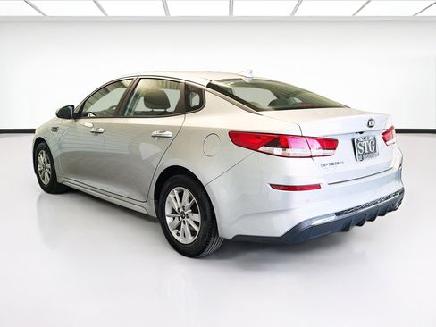 Used 2019 Kia Optima LX image 6