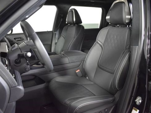 New 2026 INFINITI QX80 Autograph w/ Premium Cargo Package AWD/4WD image 10