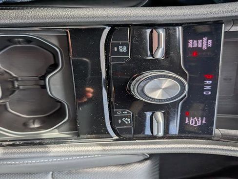 Used 2025 Jeep Grand Cherokee L Overland w/ Luxury Tech Group IV image 40