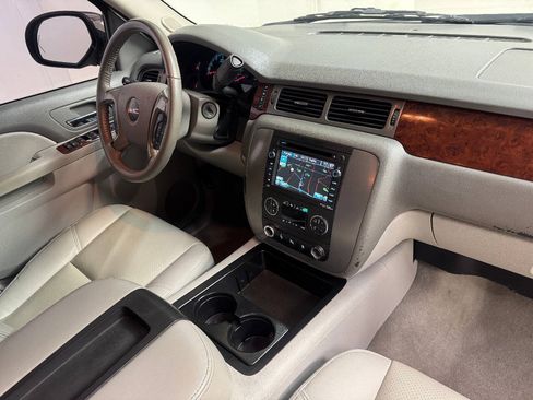 Used 2010 GMC Yukon SLT RWD image 34