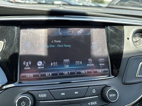Used 2017 Buick Envision Essence AWD/4WD image 14