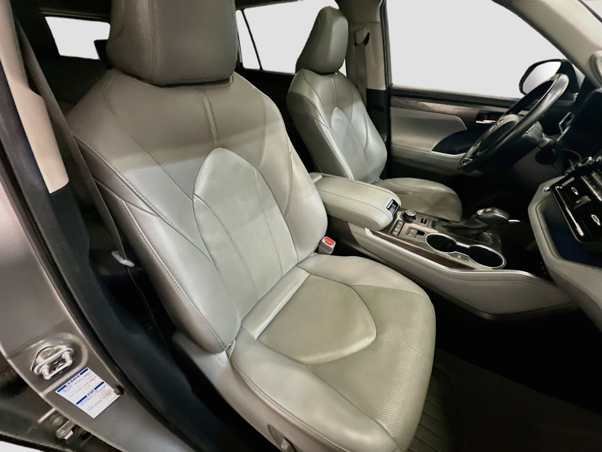 Used 2021 Toyota Highlander Limited AWD/4WD image 35