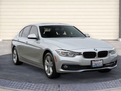 Used 2018 BMW 328d w/ Convenience Package image 1