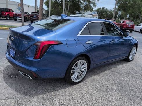 Used 2020 Cadillac CT4 Premium Luxury RWD image 4