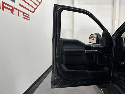 Used 2020 Ford F150 Platinum w/ Equipment Group 701A Luxury AWD/4WD image 39