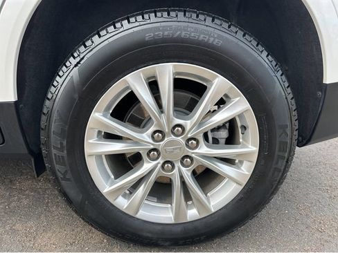 Certified 2023 Cadillac XT5 Luxury AWD/4WD image 18