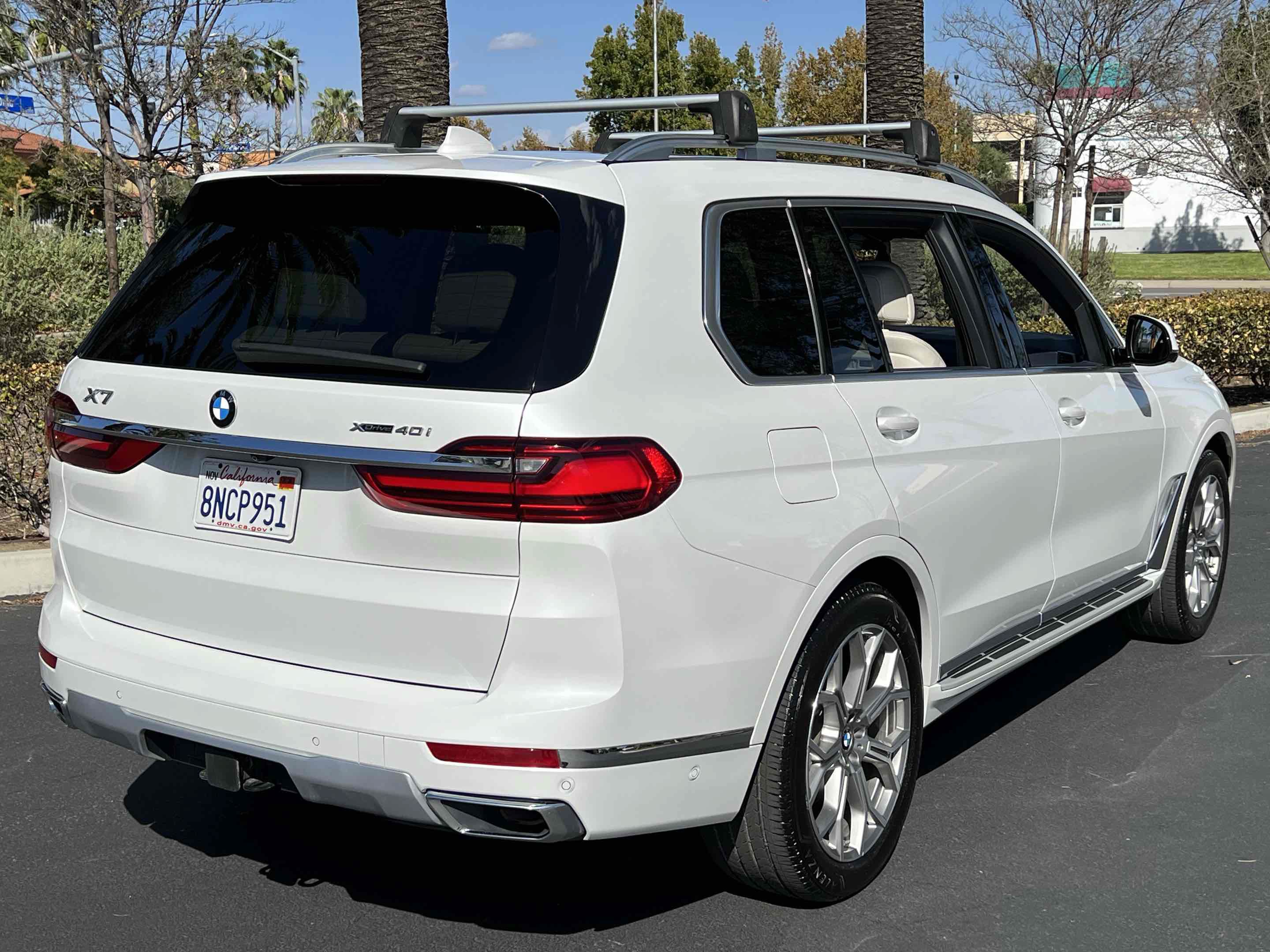 Used 2020 BMW X7 xDrive40i w/ Premium Package AWD/4WD image 16