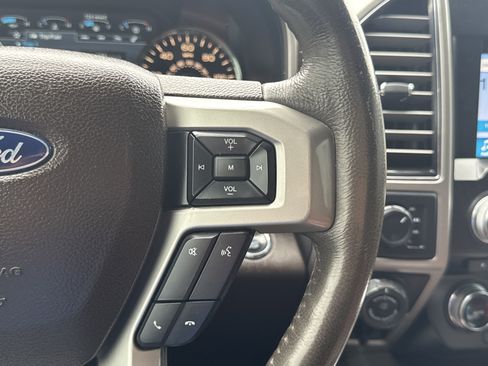 Used 2018 Ford F150 King Ranch w/ Equipment Group 601A Luxury AWD/4WD image 15