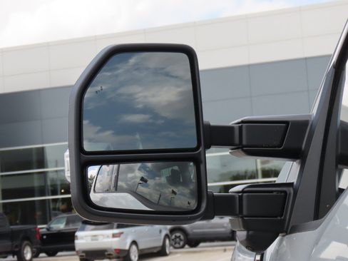 New 2026 Ford F250 Lariat w/ Black Appearance Package AWD/4WD image 18