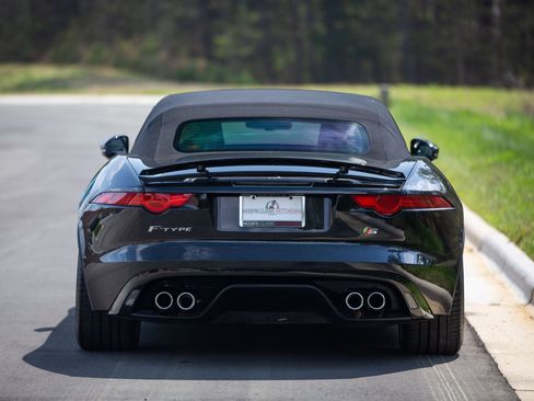 Used 2015 Jaguar F-TYPE S image 26
