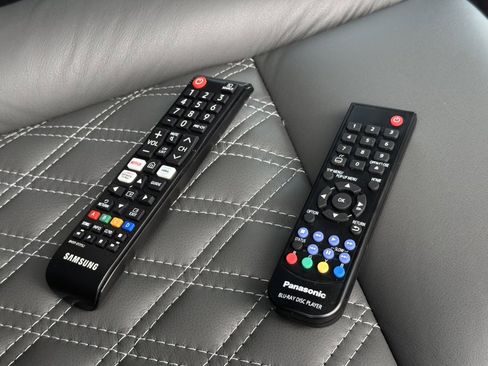 New 2025 Ford Transit 150 Low Roof AWD image 20