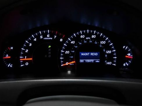 Used 2010 Toyota Camry XLE FWD image 27