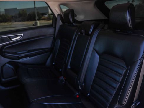 Used 2023 Ford Edge SEL AWD/4WD image 18