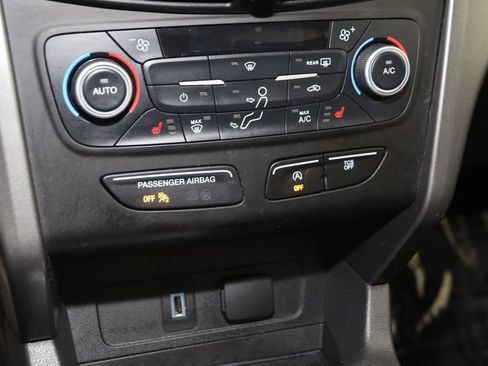 Used 2019 Ford Escape SE AWD/4WD image 23