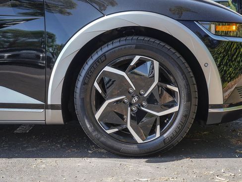 Used 2024 Hyundai Ioniq 5 Limited RWD image 9