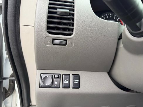 Used 2019 Nissan Frontier SV image 14