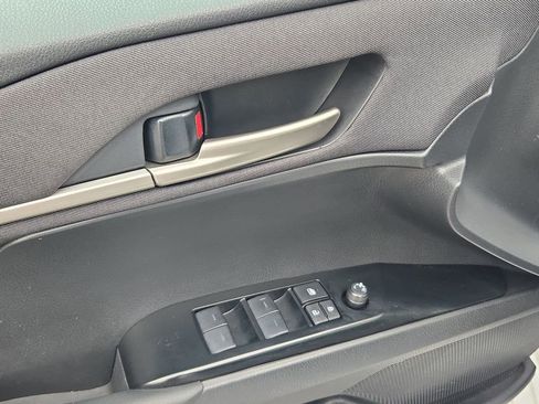 Used 2025 Toyota Camry LE image 13