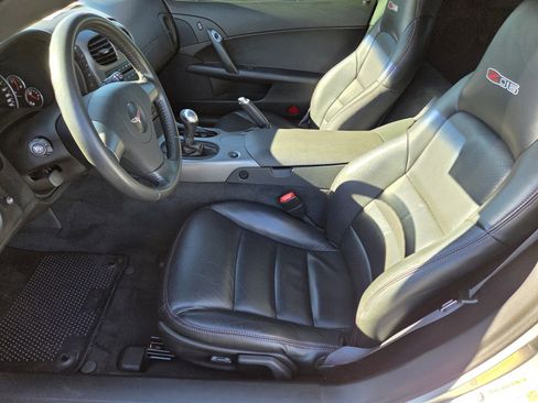 Used 2006 Chevrolet Corvette Z06 image 12