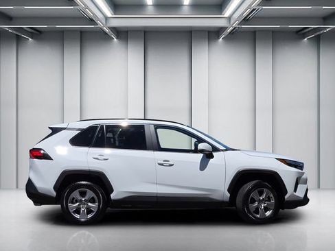 Used 2025 Toyota RAV4 XLE w/ Convenience Package AWD/4WD image 3