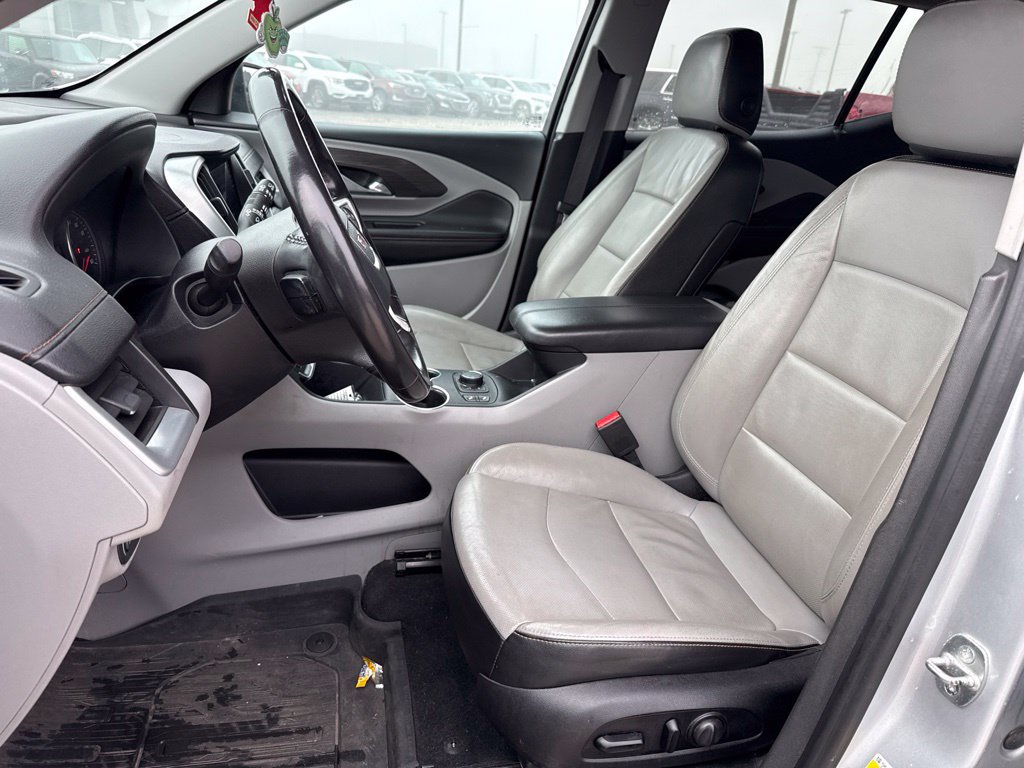 Used 2020 GMC Terrain SLT AWD/4WD image 12
