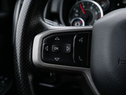 Used 2024 RAM 2500 Tradesman w/ Chrome Appearance Group image 33