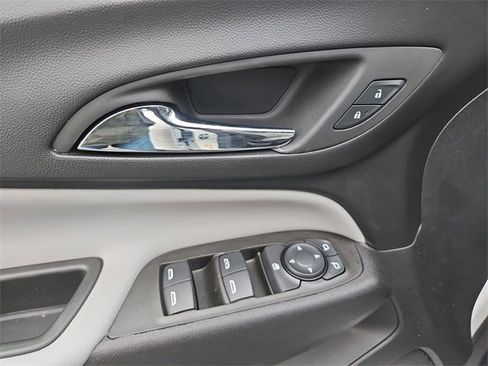 Certified 2024 Chevrolet Equinox LS w/ Driver Confidence II Package image 23