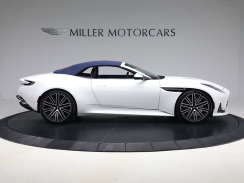 Used 2024 Aston Martin DB12 Convertible image 20
