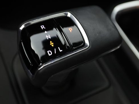 Used 2025 GMC Sierra 1500 Denali Ultimate AWD/4WD image 28