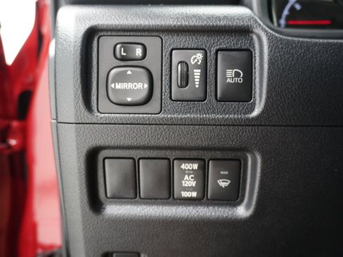 Used 2023 Toyota 4Runner SR5 Premium image 23