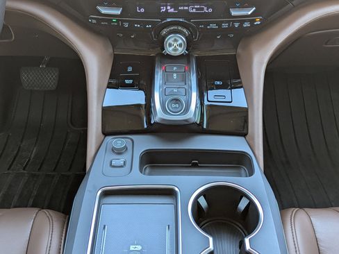 Certified 2025 Acura MDX SH-AWD w/ Technology Package image 19