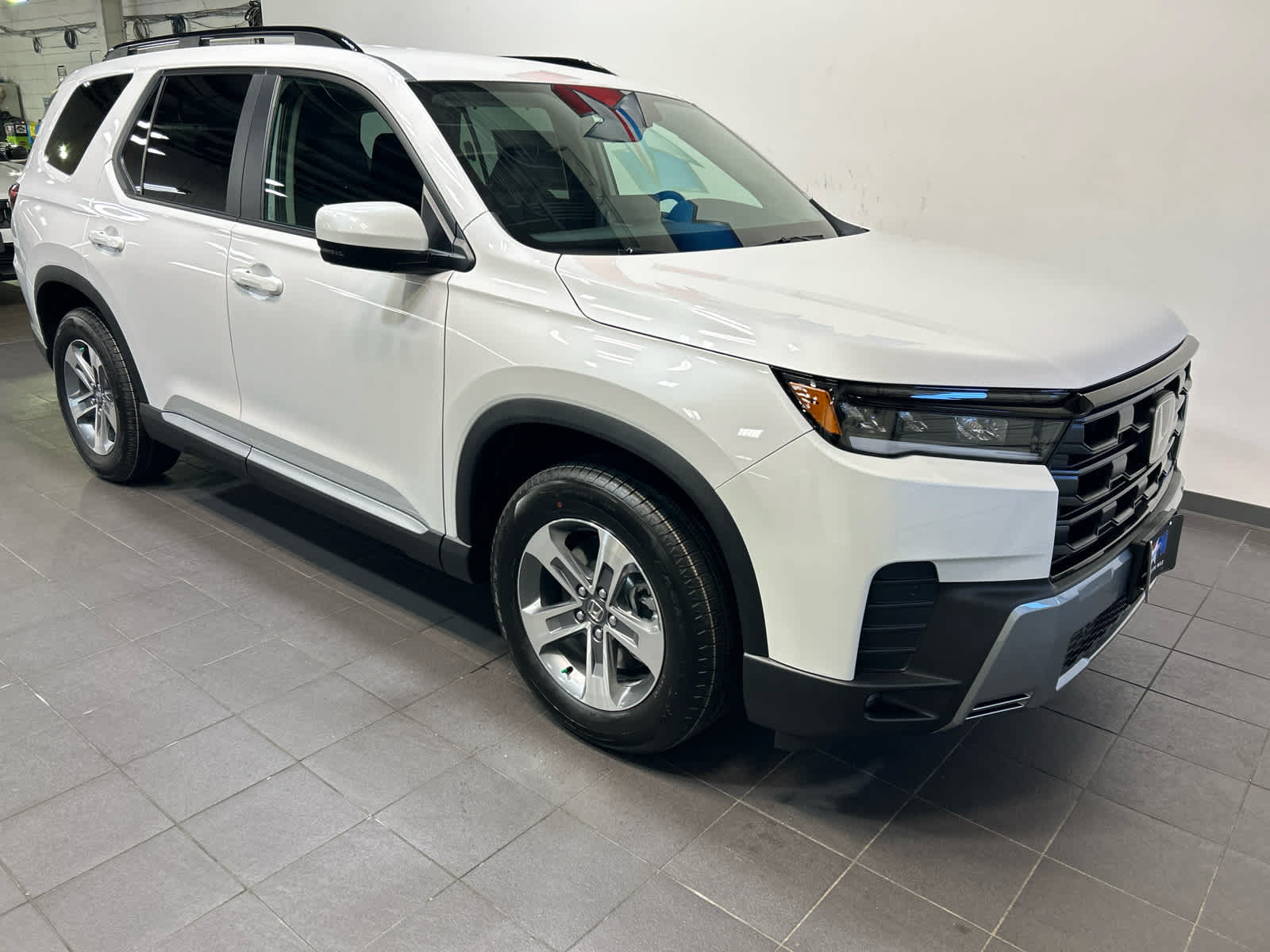 New 2026 Honda Pilot EX-L image 2
