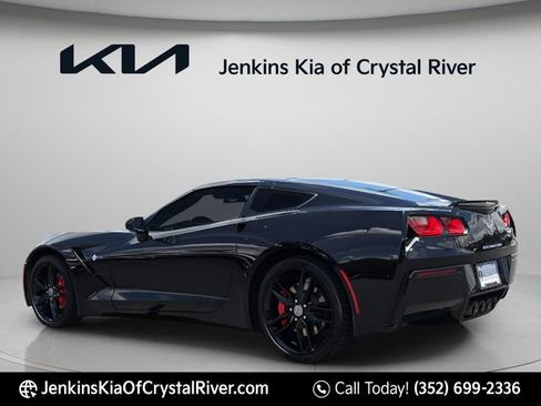 Used 2019 Chevrolet Corvette Stingray Coupe w/ 1LT RWD image 11