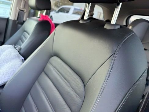 Used 2024 Honda CR-V EX-L image 8