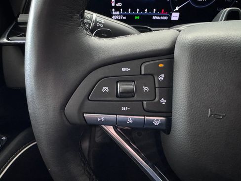 Used 2024 Cadillac Escalade Sport w/ LPO, ONYX Package AWD/4WD image 18