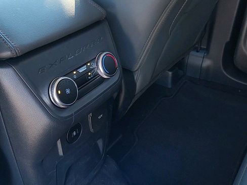 New 2025 Ford Explorer Active w/ Active Comfort Package image 19