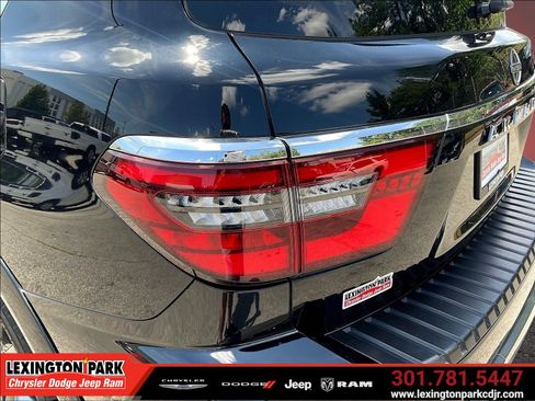 Used 2021 Nissan Armada Platinum w/ Captain's Chairs Package AWD/4WD image 22