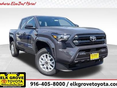 New 2025 Toyota Tacoma SR5