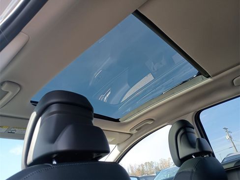 New 2026 Kia Sportage EX w/ EX Panoramic Sunroof Package image 28