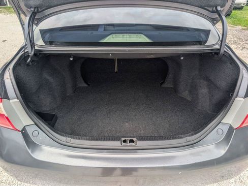 Used 2009 Toyota Camry SE FWD image 11
