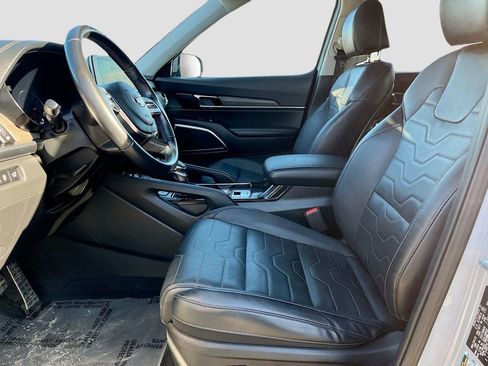 Used 2022 Kia Telluride SX w/ SX Prestige Package AWD/4WD image 21